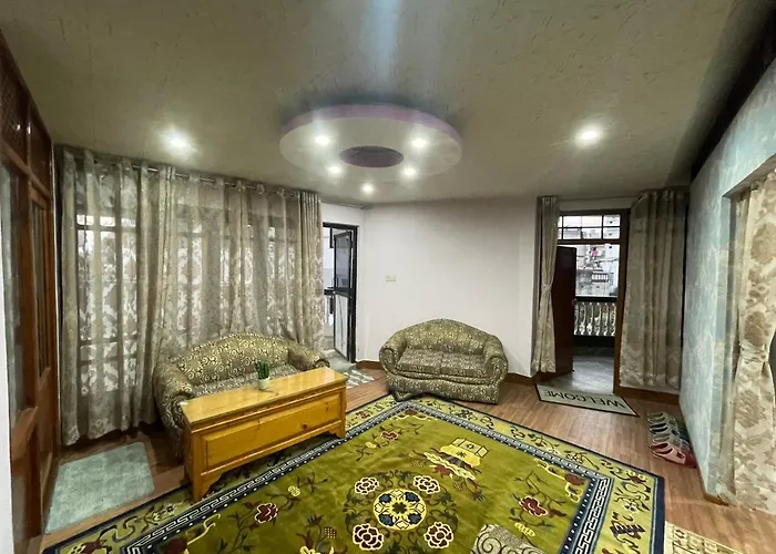 Dzambala Gasthuis Kathmandu